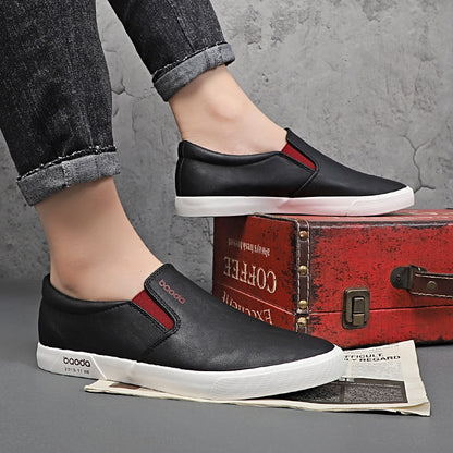 Fashionable canvas shoes