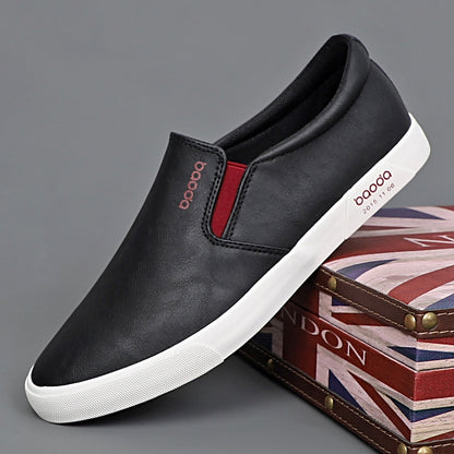 Fashionable canvas shoes