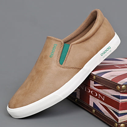Fashionable canvas shoes