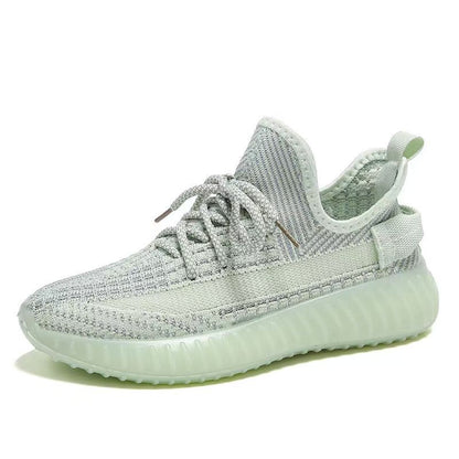 Breathable casual shoes